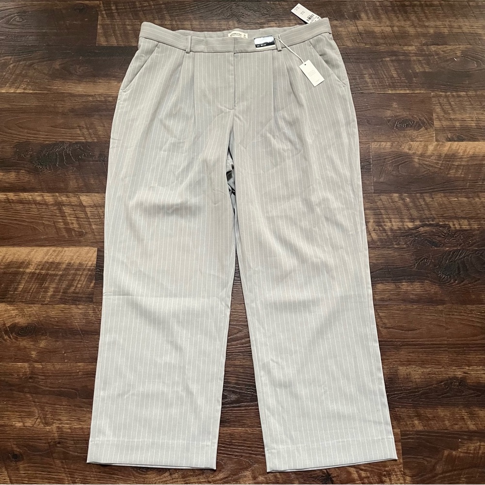 NWT Abercrombie & Fitch Sloane gray on ultra high wide leg dress pants 36 long